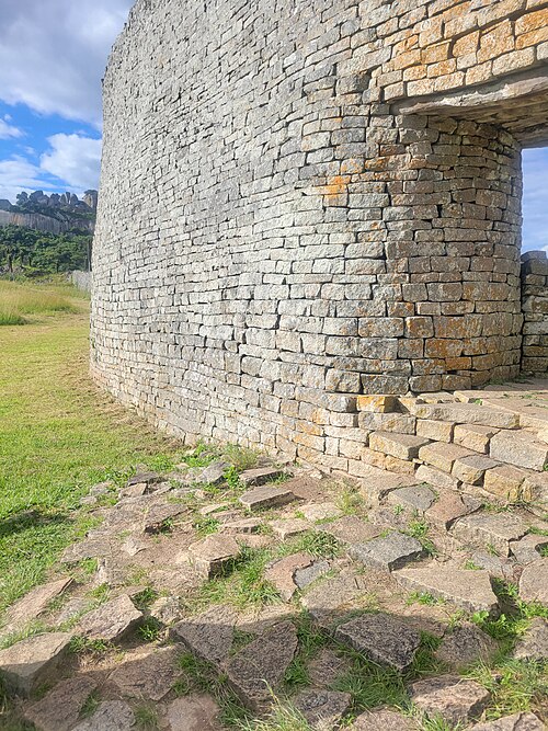 Tall dry-stone walls of the Great Zimbabwe ruins